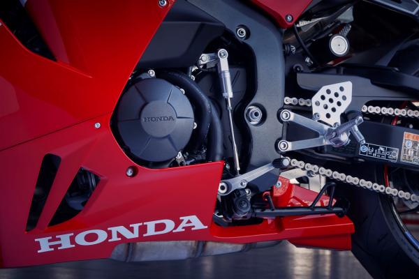 The engine of the 2024 CBR600RR