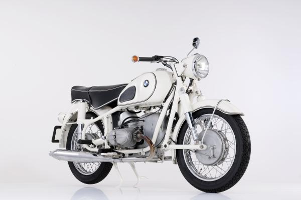 BMW R69 S - front