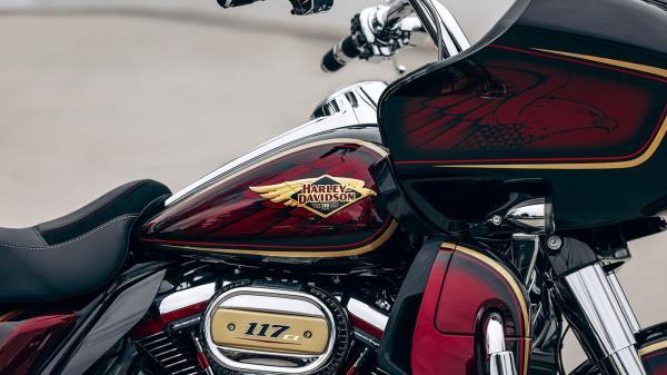 H-D-120th-CVO-Visordown-Review