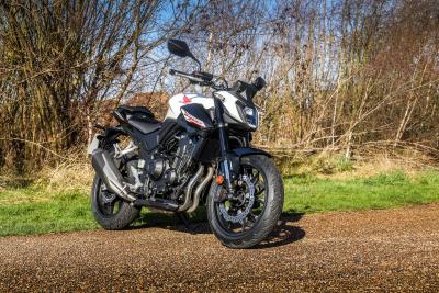 Honda CB500 Hornet - front