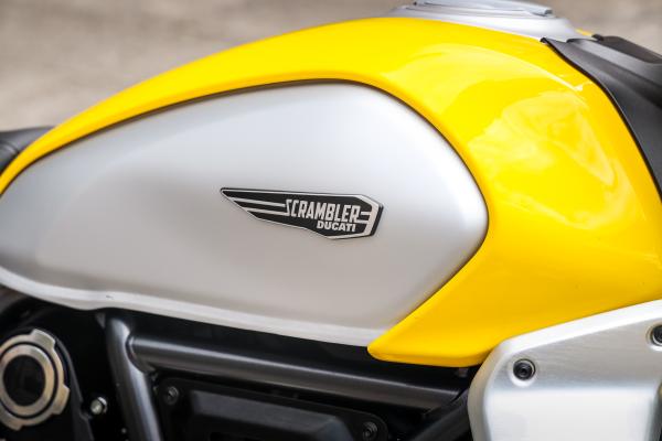 Ducati Scrambler - tank