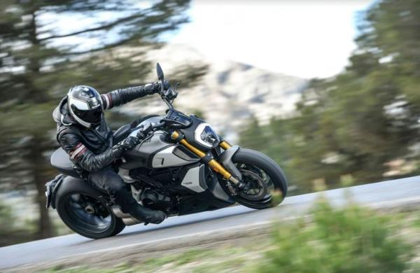 Ducati Diavel 1260S Review