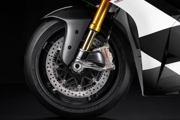 The bike is the first to use Brembo's HyPure calipers