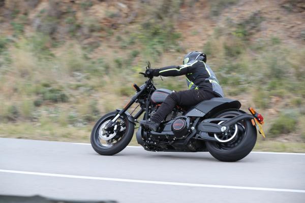 Harley-Davidson FXDR 2019 Review