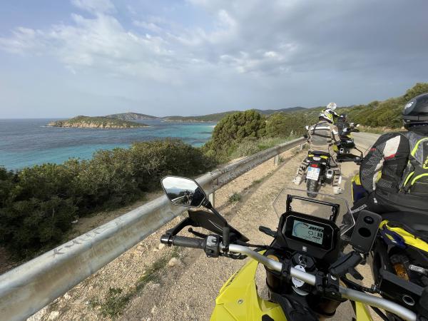 2023 Suzuki V-Strom 800 DE review: middleweight ADV tested in the UK