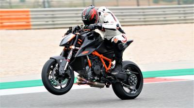 KTM 1290 Super Duke R 2020