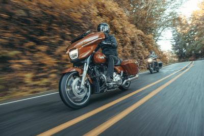 Harley-Davidson Street Glide - riding