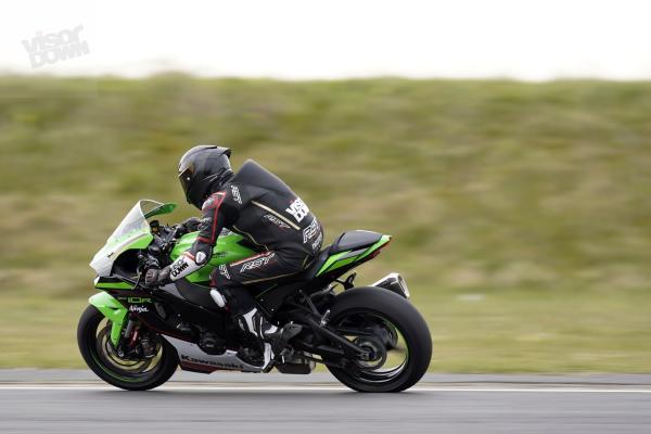 Ninja ZX-10R Visordown Review