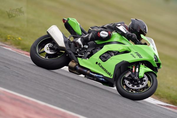 Ninja ZX-10R Visordown Review