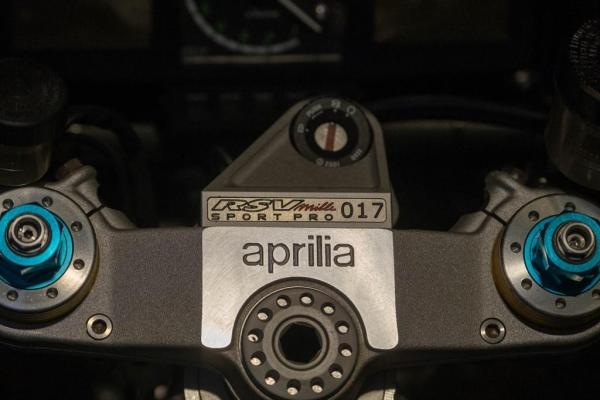 Aprilia RSV yoke