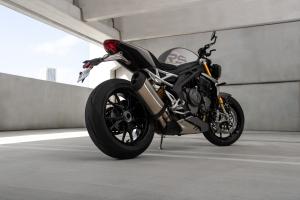 Triumph Speed Triple 1200 RS - rear